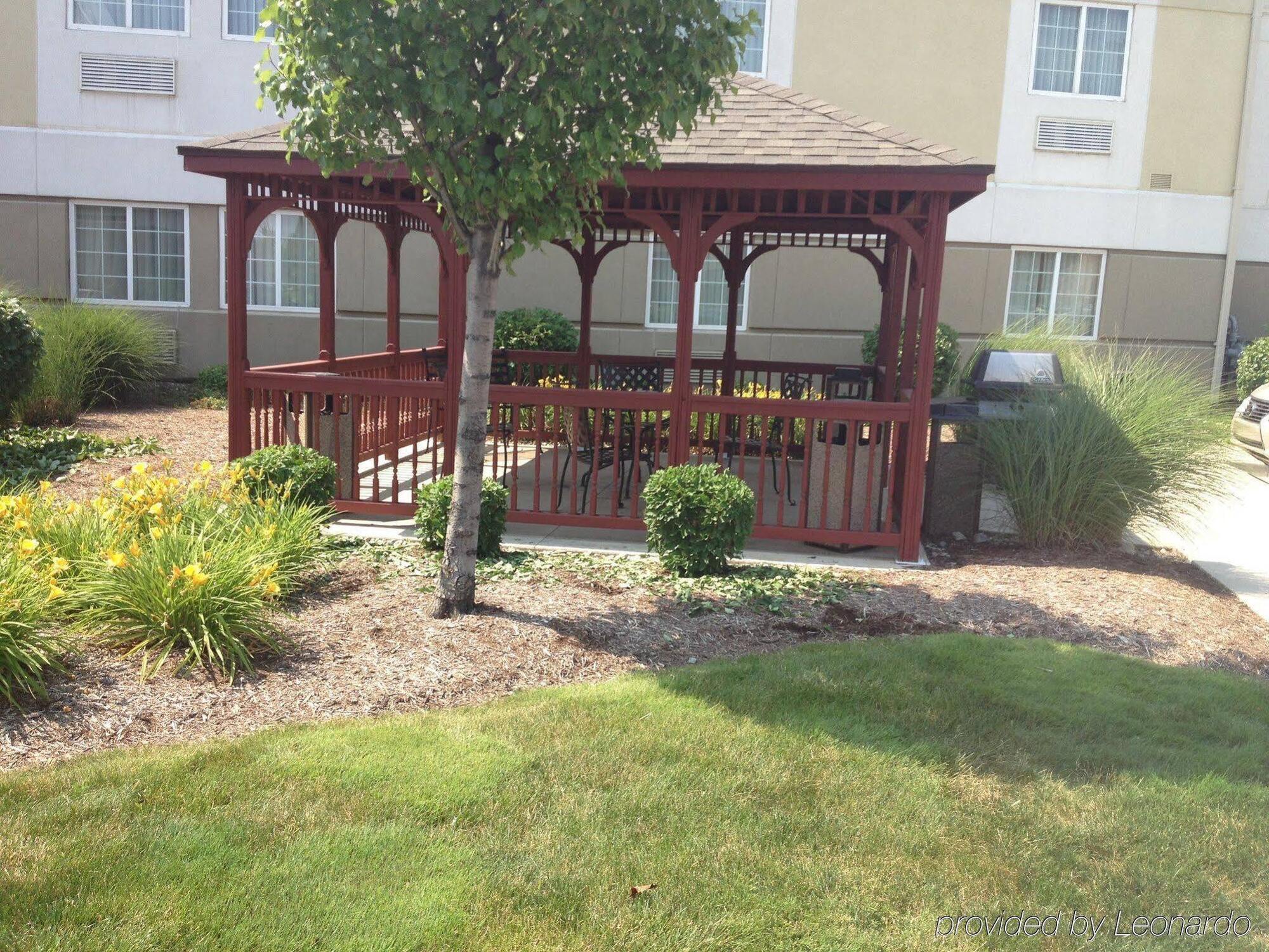 Candlewood Suites Fort Wayne - Nw By Ihg Exterior foto