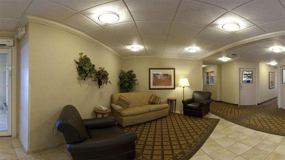 Candlewood Suites Fort Wayne - Nw By Ihg Exterior foto